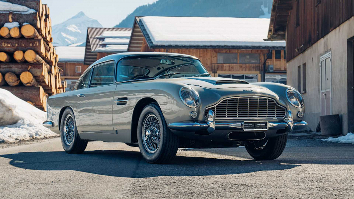 Sean Connerys Aston Martin DB5 von 1964 wurde für 2,4 Millionen Dollar versteigert