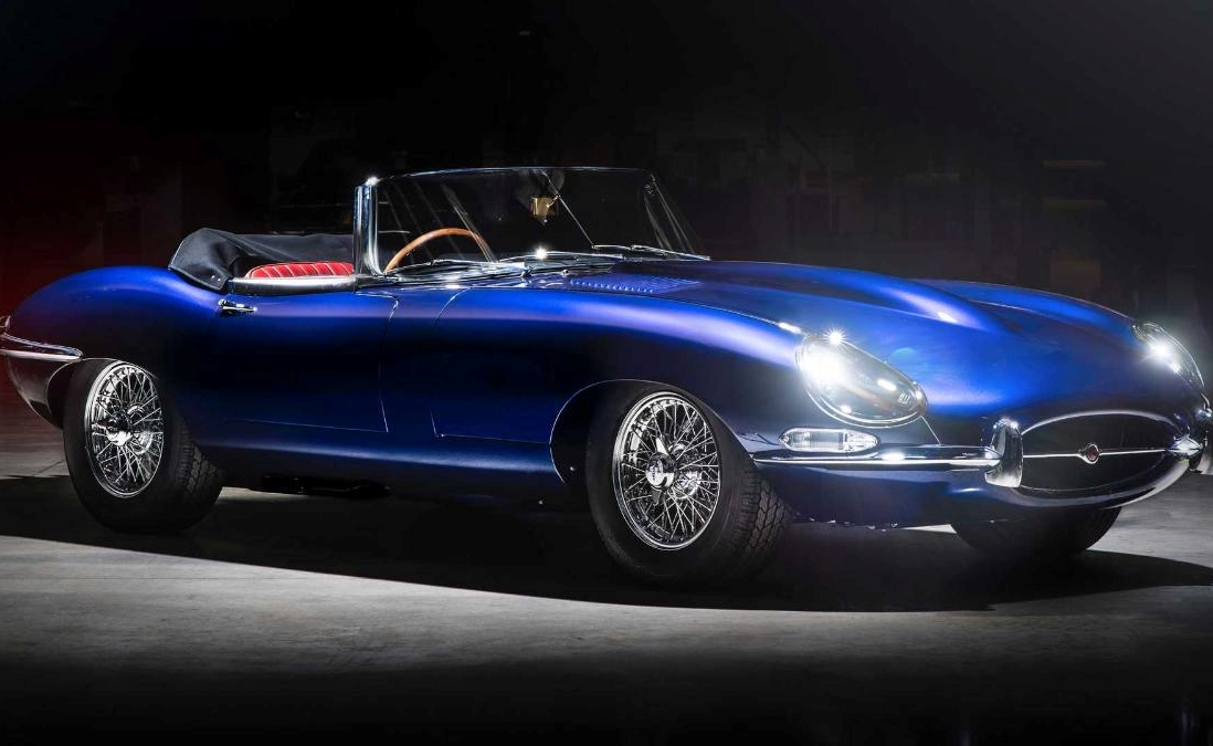 Jaguar presenta la Jaguar E-Type rinnovata