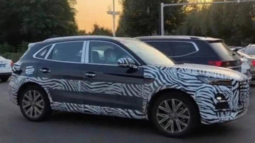 更新されたクロスオーバー HONGQI HS5 が中国で注目されました