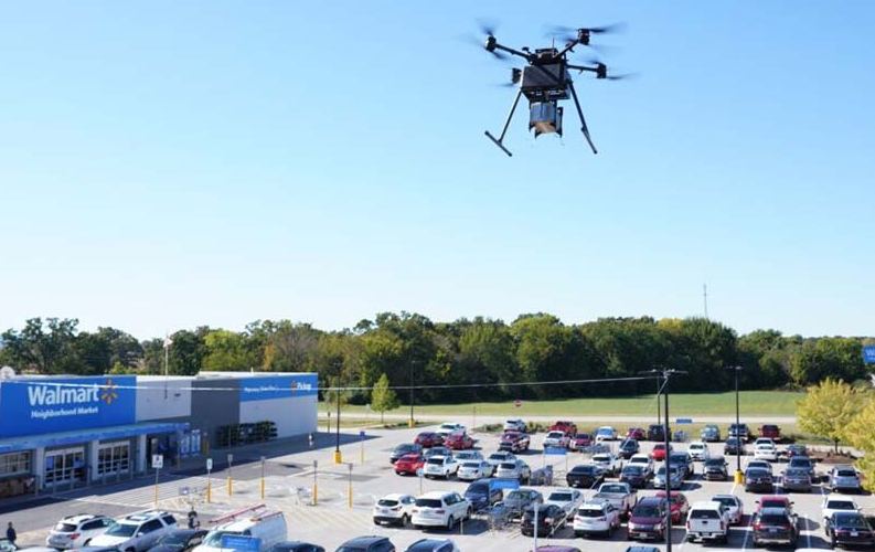 Walmart lancia la consegna di cibo con i droni