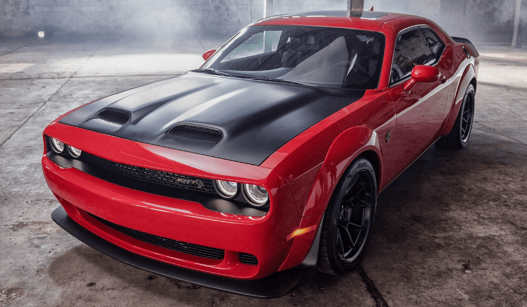 En vidéo, un vol rapide de la nouvelle Dodge Challenger Hellcat.