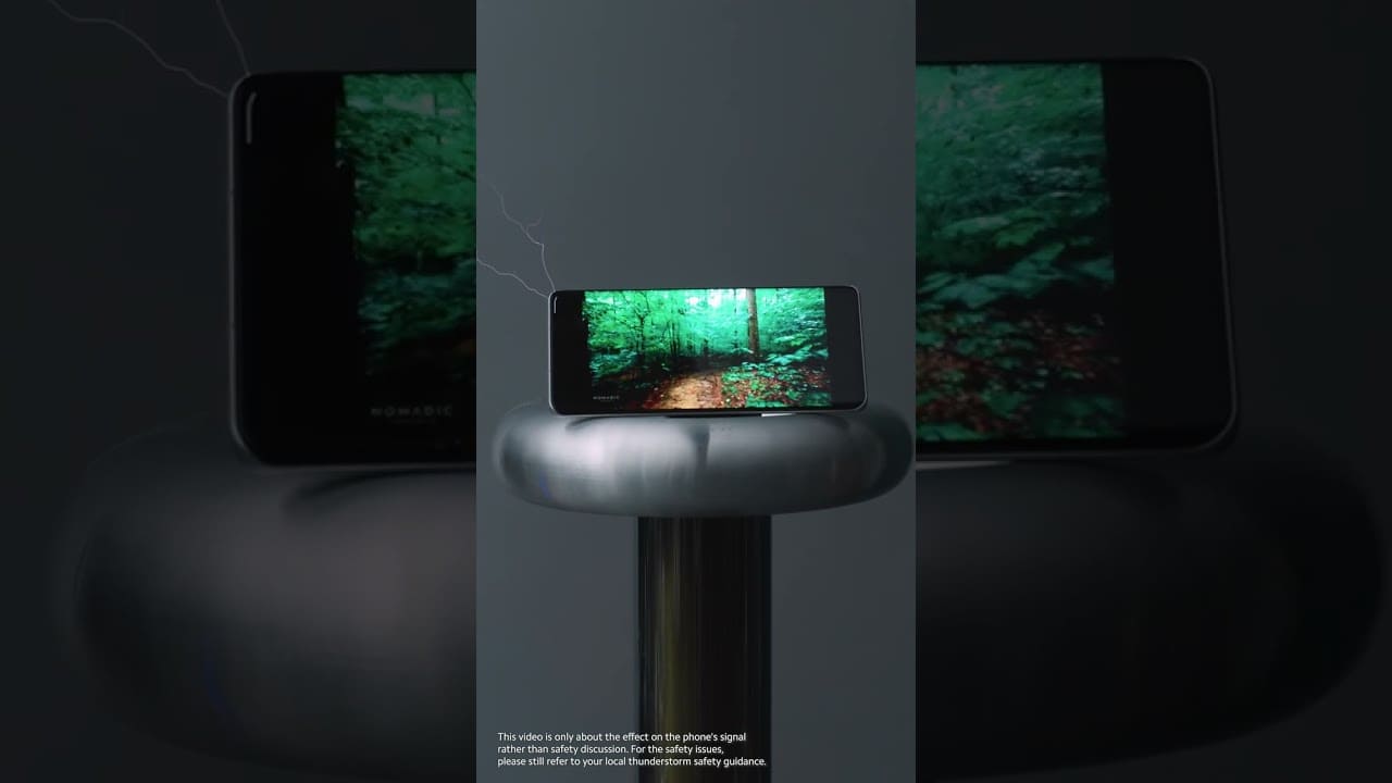 Xiaomi a testé le smartphone Xiaomi 12S avec une décharge de foudre