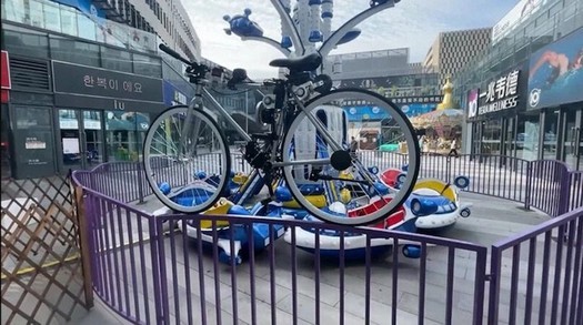 Un ingénieur de Huawei crée un prototype fonctionnel d'un vélo électrique avec un pilote automatique