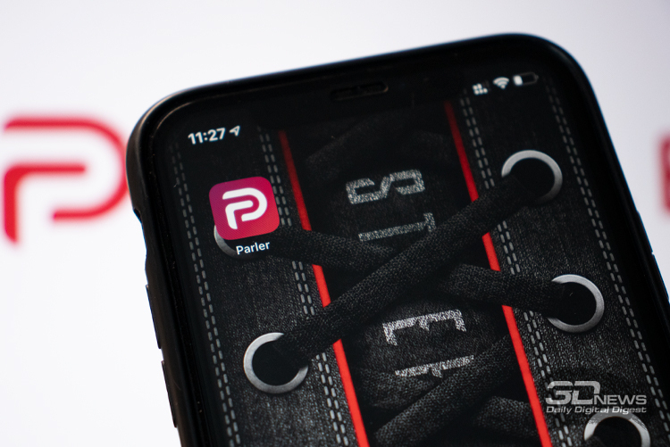 스캔들 소셜 네트워크 Parler는 Google Play 스토어로 돌아갈 수 있었습니다.