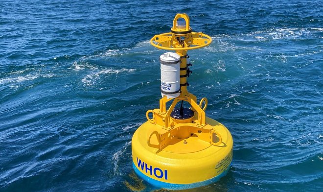 Roboterbojen sollen verhindern, dass Schiffe mit Atlantischen Glattwalen kollidieren