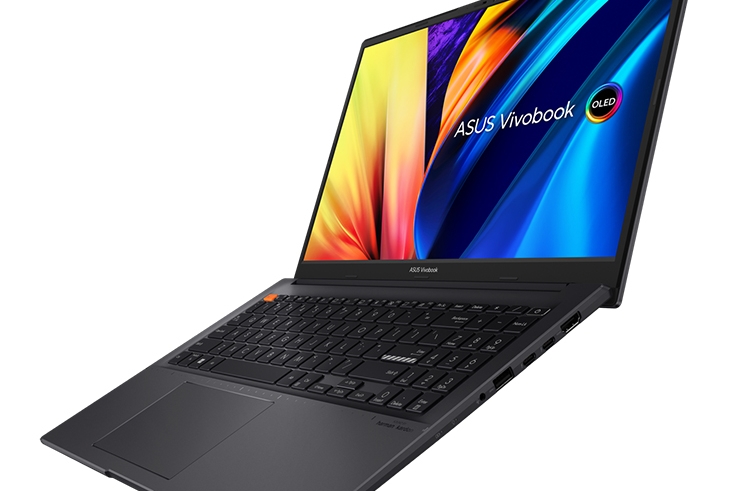 ASUS aggiorna i laptop OLED Vivobook S14 e S15 con processori Intel e AMD di ultima generazione