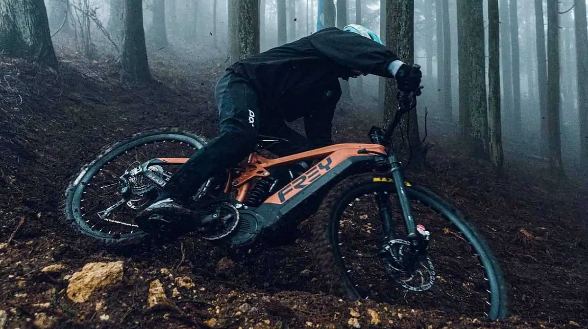 FREY stellt das elektrische Mountainbike Beast vor
