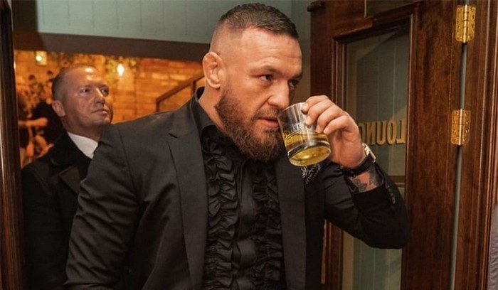 Conor McGregor ha promesso di smettere di bere