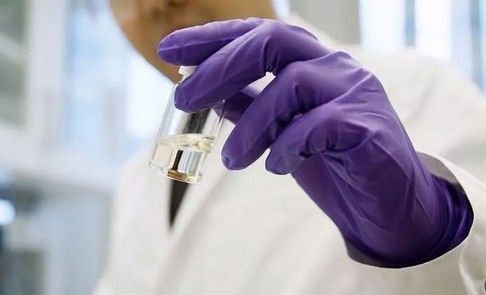 스웨덴 과학자들은 태양 에너지의 화학 저장 장치를 만들었습니다.