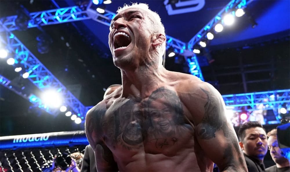 チャールズオリベイラはライバルにメッセージを残しました