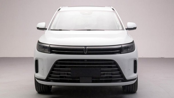 Huawei prépare un nouveau crossover hybride Huawei AITO M7