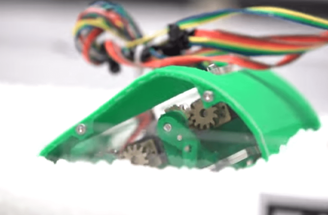 Les scientifiques ont créé un crabe de robot qui peut creuser dans le sable