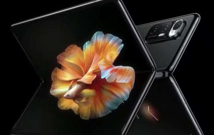 Xiaomi patentiert ein Smartphone mit einem abnehmbaren flexiblen Display