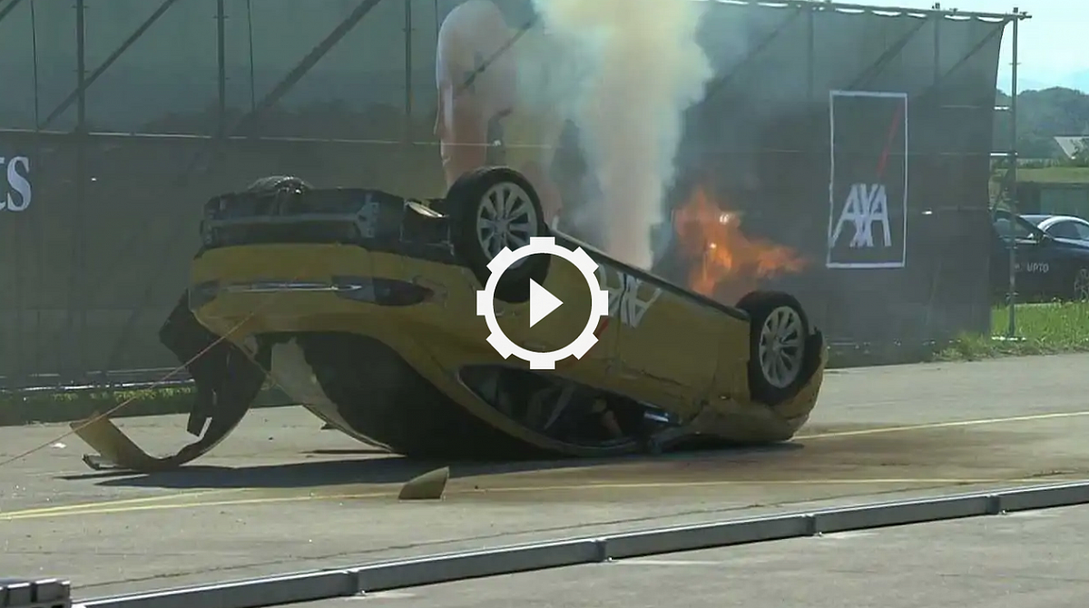 보험 회사, Tesla 충돌 및 배터리 화재 준비