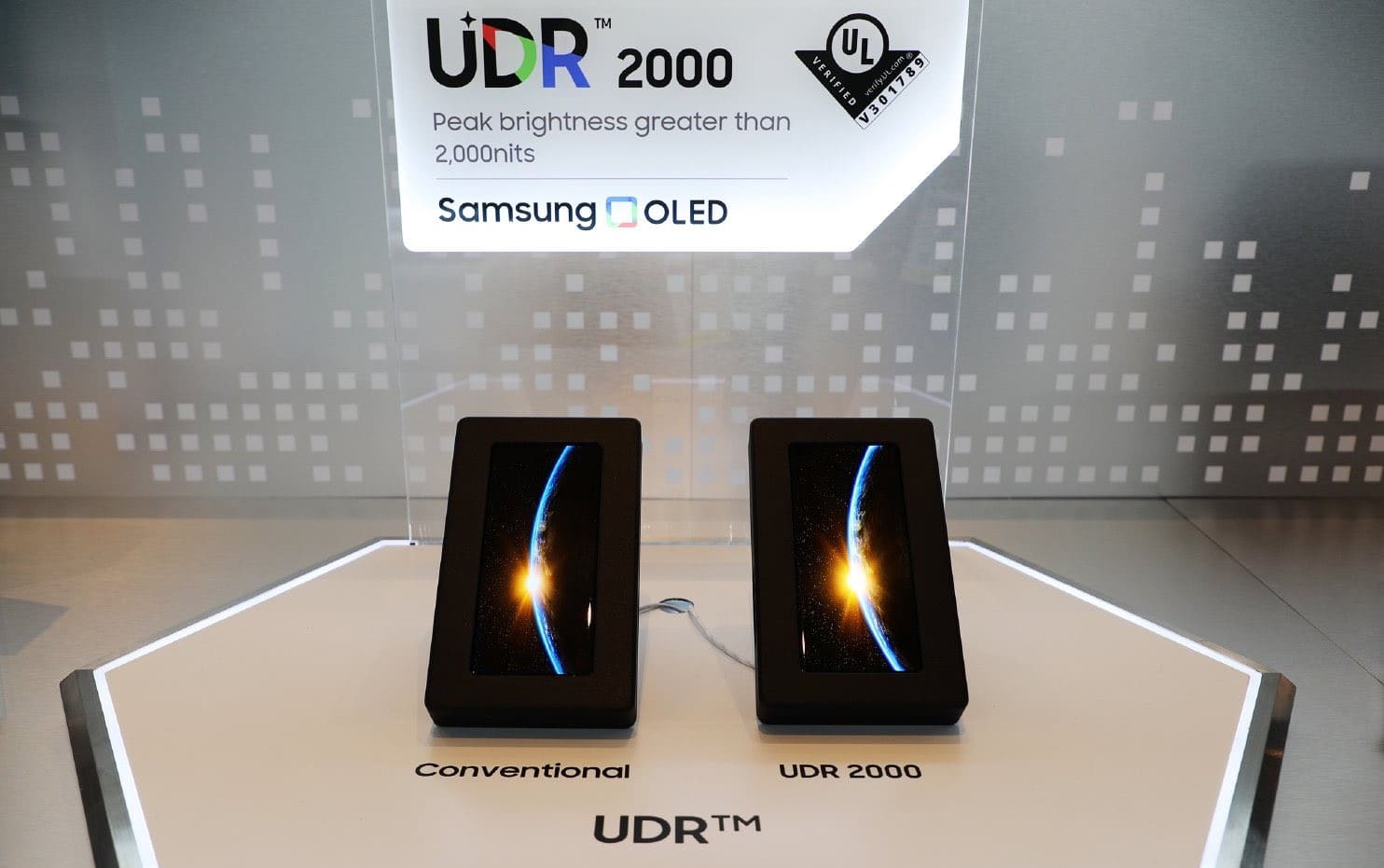 Einen ultrahellen UDR 2000 OLED-Bildschirm wird das Samsung Galaxy S23 Ultra nicht bekommen