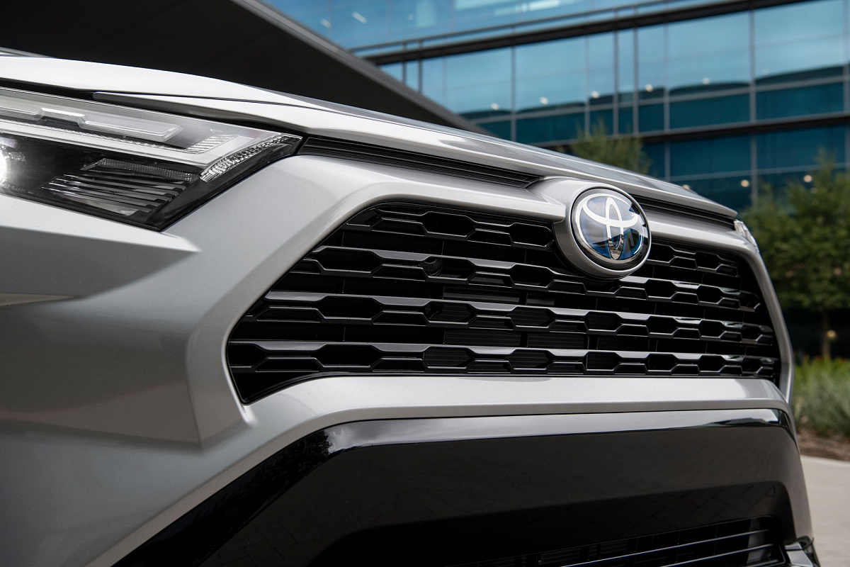 Toyota considera il pick-up compatto Unibody