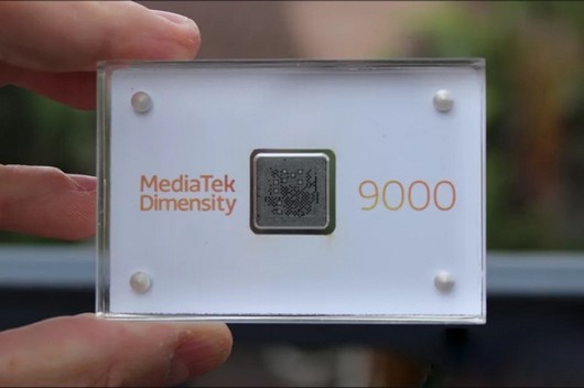 Desempenho do processador MediaTek Dimensity 9000 comparável ao chip Apple A15 do iPhone 13