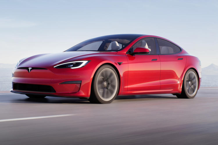 Frazionamento azionario Tesla previsto per il 25 agosto