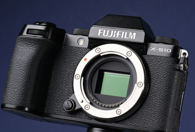 Le fotocamere Fujifilm X-T4, X-T3, X-H2S, X-H2, X-S10 ricevono aggiornamenti firmware