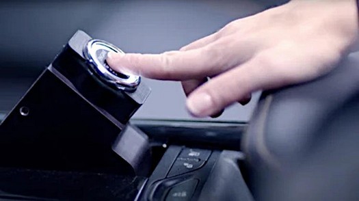 Nos Estados Unidos, legisladores obrigarão as montadoras a instalar bafômetros inteligentes nos carros a partir de 2027
