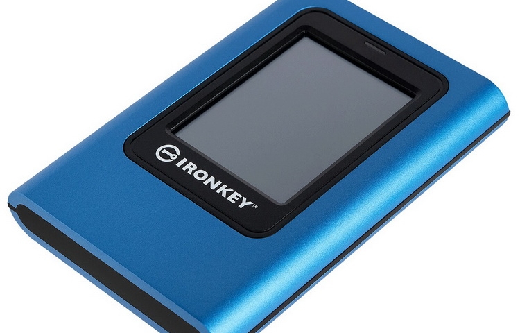 KingstonがIron Key Vaultプライバシー80を発表-タッチスクリーンと暗号化保護を備えた外部SSD