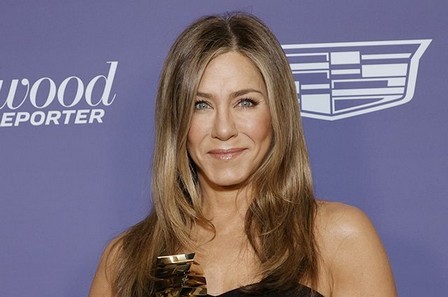 Jennifer Aniston이 몽유병을 공개했습니다.