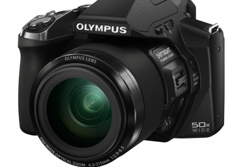 OM Digital 28-1200mm F / 1.6–4.8レンズが特許を取得