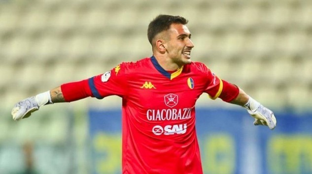 Der italienische Torhüter brachte seinem Team mit einem Schuss über das gesamte Feld den Sieg