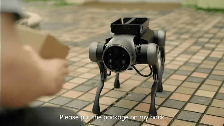 OPPO ha mostrato un robops QRIC simile a Boston Dynamics Spot e Xiaomi CyberDog