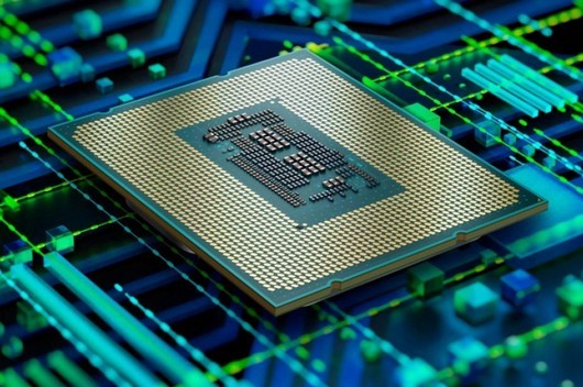 Intel a encore une fois triché en comparant Core i9-12900K et Ryzen 9 5950X