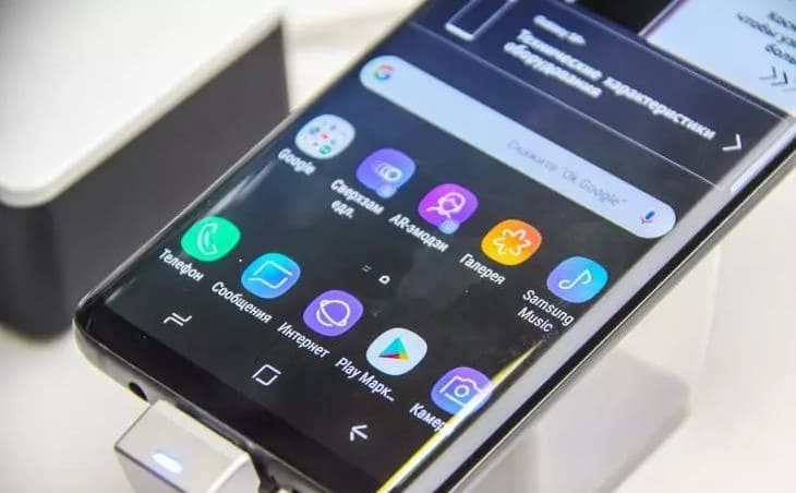 O smartphone carrega devagar: truques que vão ajudar a acelerar o carregamento