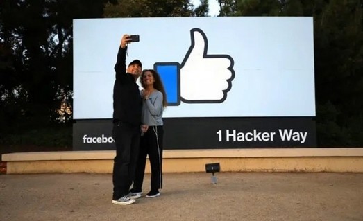 Facebook spenderà $ 1 miliardo in pagamenti agli autori di contenuti