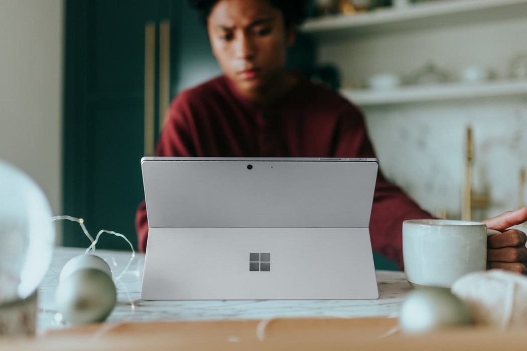 Windows 11 Build 22518 (Dev): Wetter in der Taskleiste für den Zugriff auf Widgets, Desktop-Spotlight-Sammlung, Sprachsteuerung