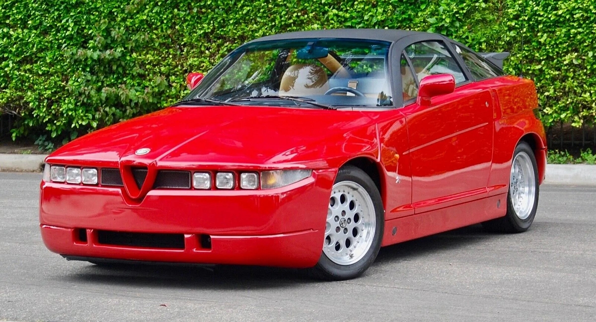 Alfa Romeo lança programa de certificação e restauração de carros clássicos
