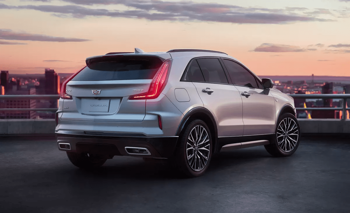 多くの電子システムを搭載したキャデラックXT4 2024を発表