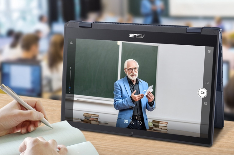 ASUS presenta il nuovo laptop convertibile ExpertBook B3 Flip basato su Intel Alder Lake