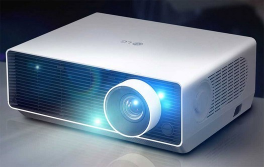 Projecteur LG ProBeam DBF510P 1200p lancé avec webOS 4.5