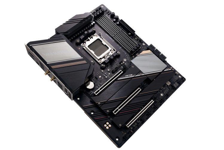 Biostar présente la carte X670E Valkyrie pour les processeurs Ryzen 7000