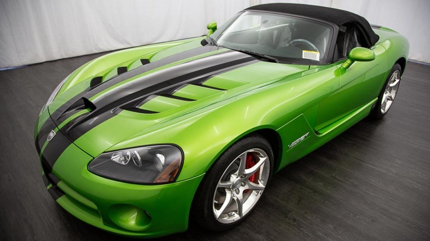 Dodge Viper 2010 mise aux enchères avec 13 km de kilométrage