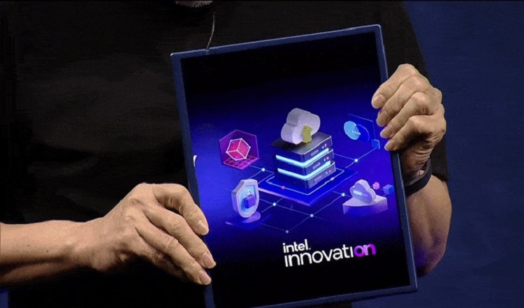 Intel und Samsung zeigten ein Tablet mit rollbarem Display
