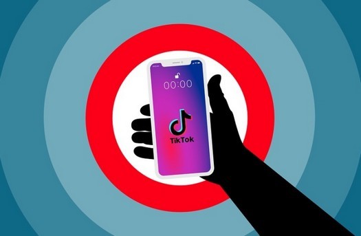 研究者は、TikTokがユーザーの健康に与える影響を研究することを強く求めています