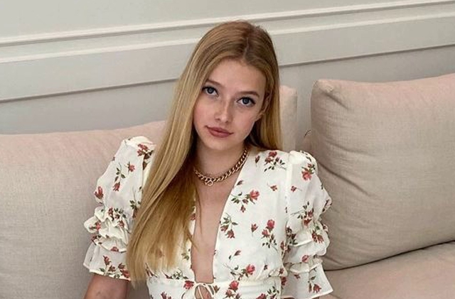 Gwyneth Paltrow의 딸은 어머니로부터 파티 비밀을 가졌습니다.