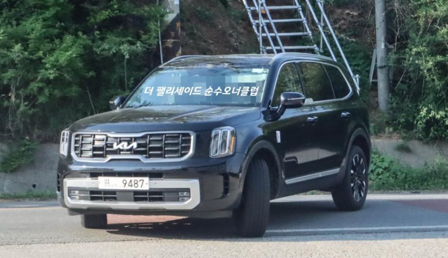 Kia bereitet sich darauf vor, einen aktualisierten großen Crossover-Telluride zu debütieren