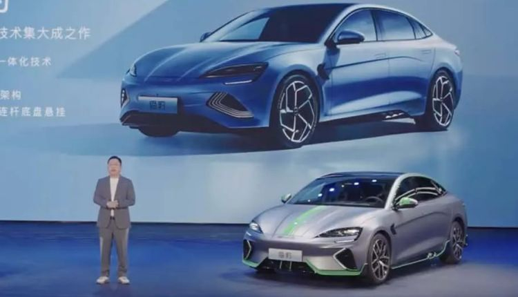 電気自動車BYDシールはボディに統合されたバッテリーを受け取りました