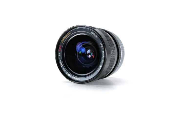 Canon FD 24 mm F/1.4 S.S.C. Asphärisch zur Versteigerung gestellt