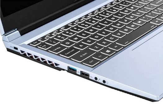 Colorful hat seinen ersten Laptop veröffentlicht - er erhielt einen Achtkern-Core i7 und eine GeForce RTX 3060-Grafik