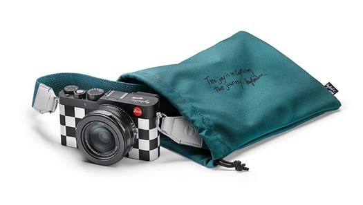 Leica svela D-Lux 7 Vans x Ray Barbee