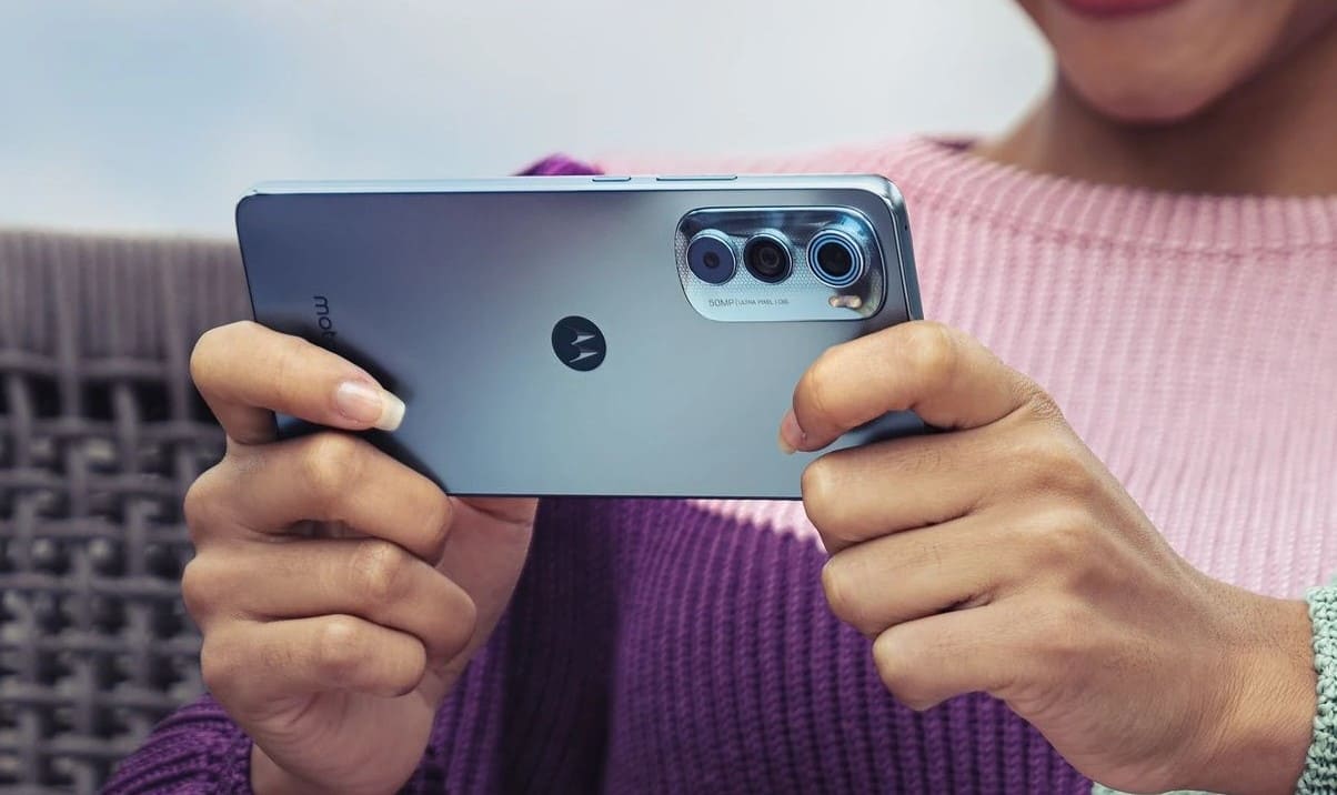 Motorola va mettre à jour 20 modèles de smartphones vers Android 13