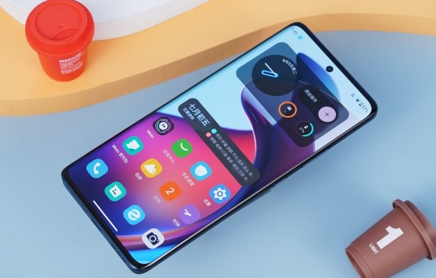 Motorola lancia lo smartphone Snapdragon 888 Plus Moto S30 Pro