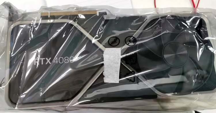 Uma foto da placa de vídeo GeForce RTX 4080 Founders Edition apareceu na web